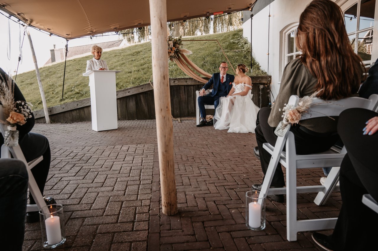 Trouwen onder de stretchtent  (2)