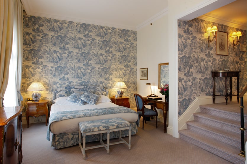 Executive Room King Blue 2.jpg