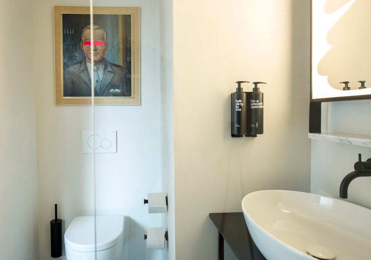 Double Room Badkamer