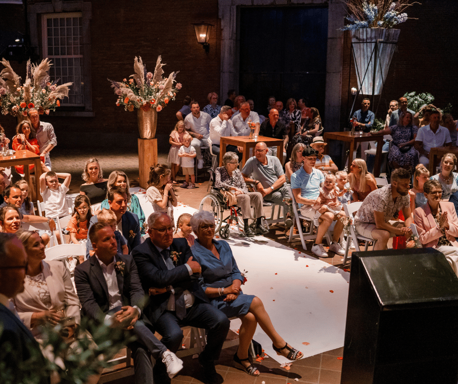 Ceremonie Binnenplaats 
