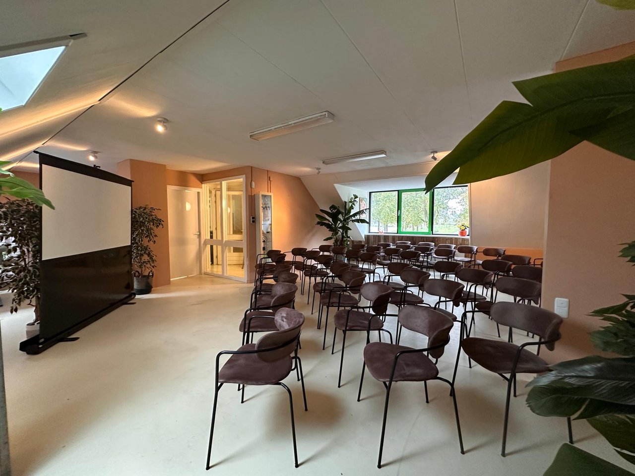 bovenzaal 1 hwijk.jpeg