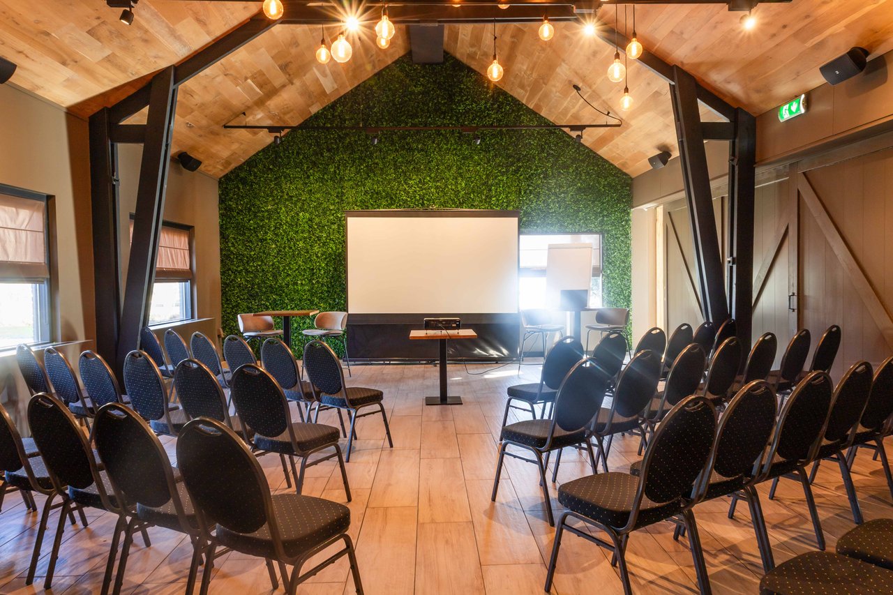 Theater opstelling Lakehouse Binnenmaas 