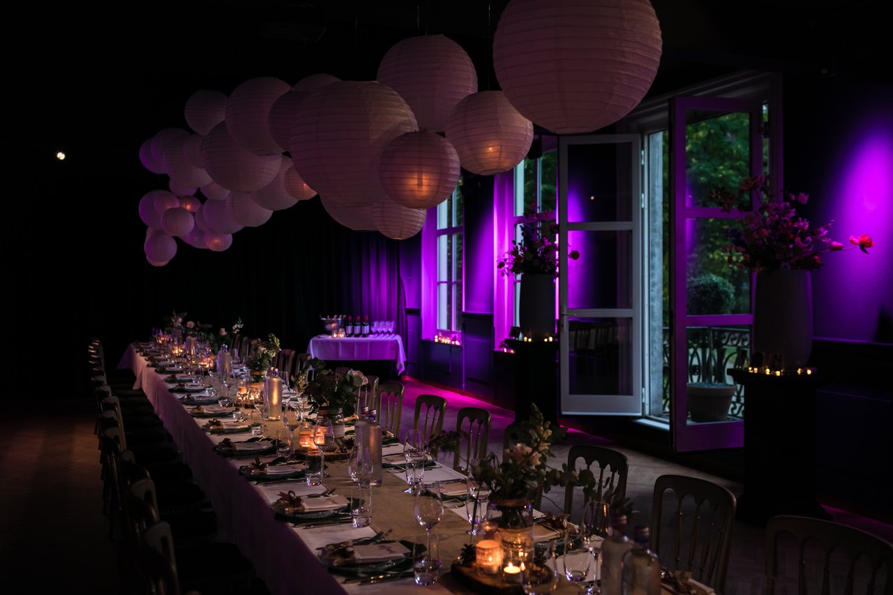 Dineropstelling lange tafel Grote Zaal 2- Manola van Leeuwe van Fotografie Plus.jpg