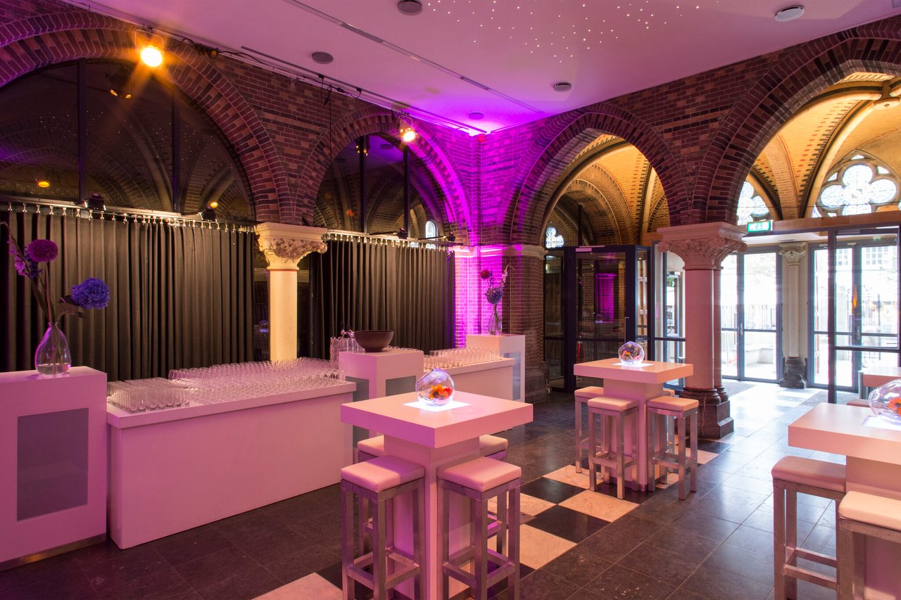 Posthoornkerk | voorruimte
