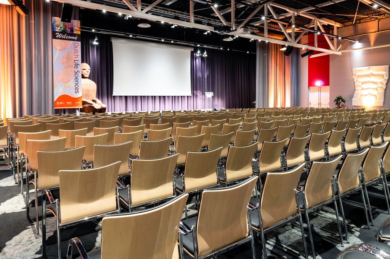 Congreszaal B (1)