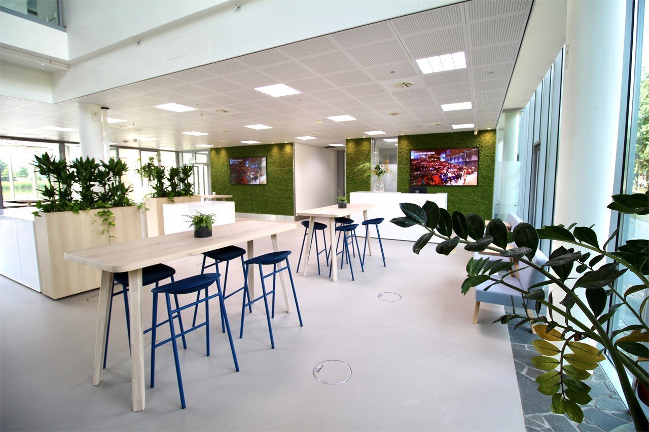 Conference Center High Tech Campus03.jpg