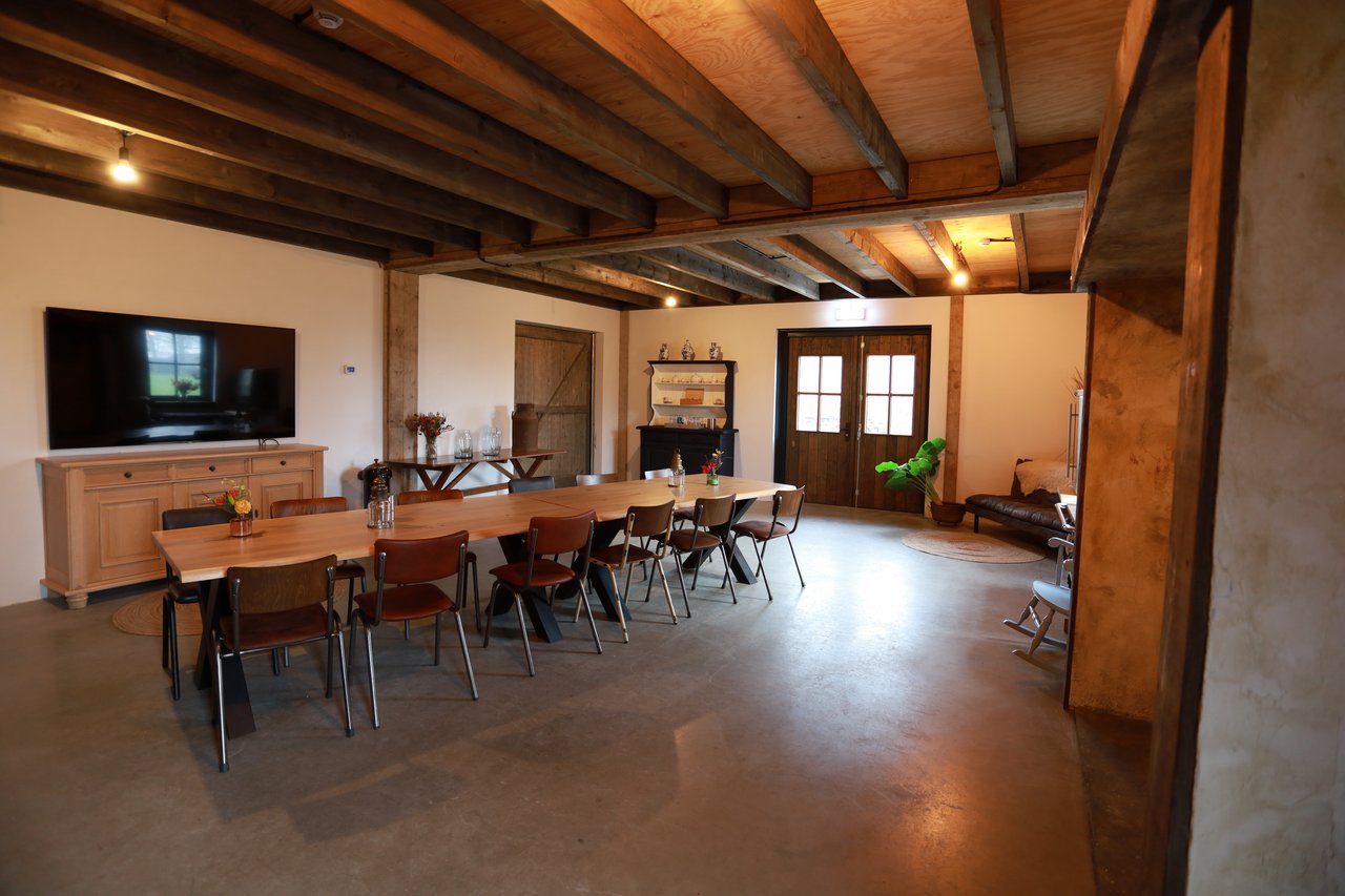 zaal de "goei kamer" (60m2)