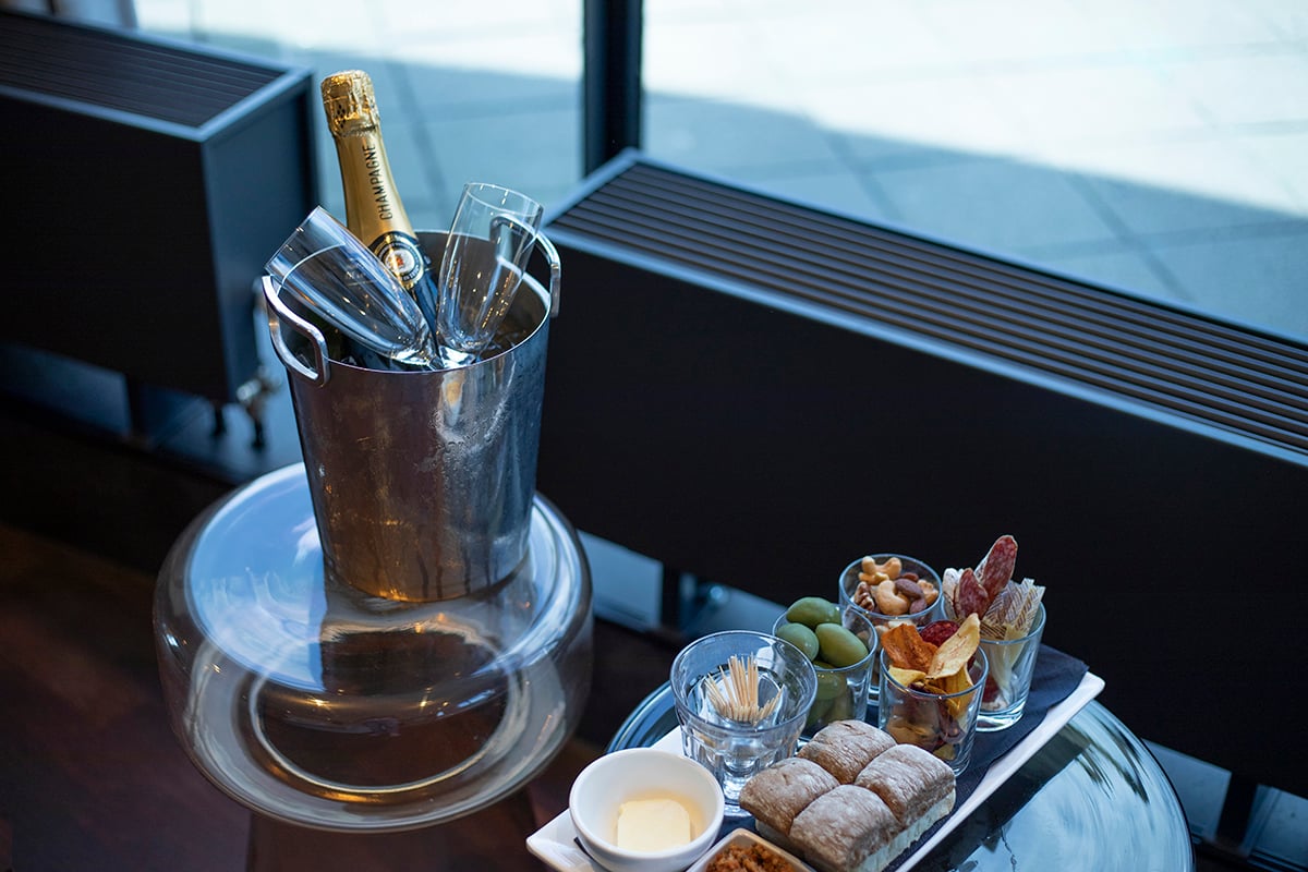 Campagne & hapjes - Hotelsuite Euromast Rotterdam