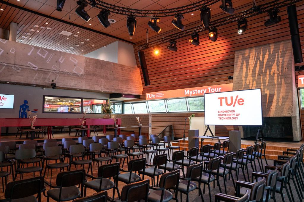 BUNKR Events lagerhuis opstelling