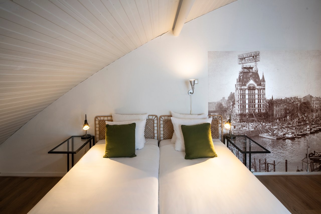 FLOATS Terrace room