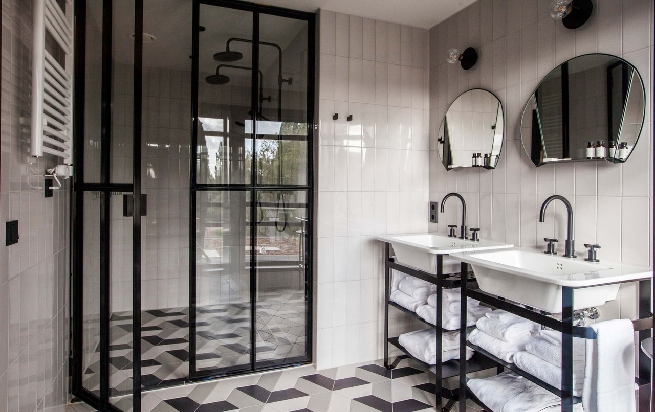 2 persons bathroom - Design Suite