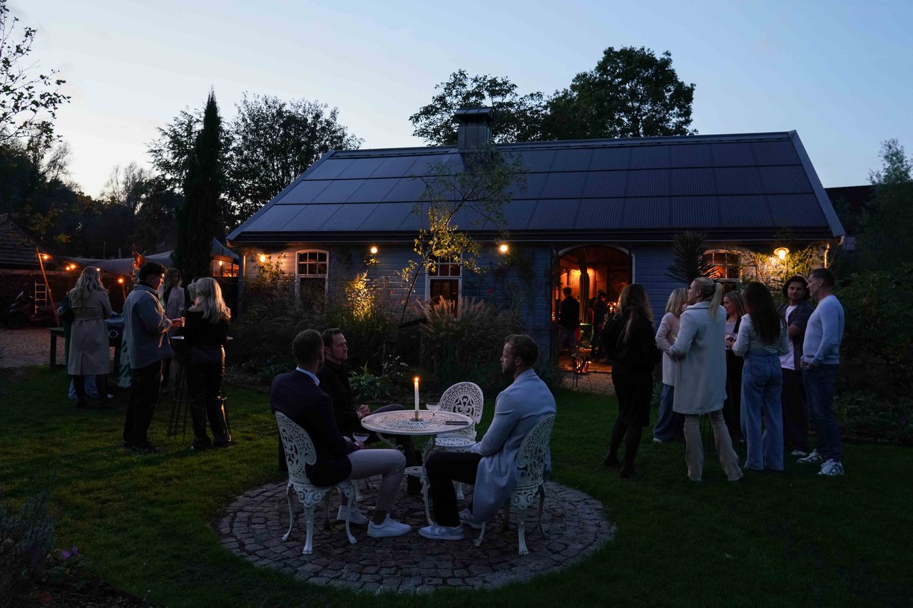 The Piano House - buitenborrel