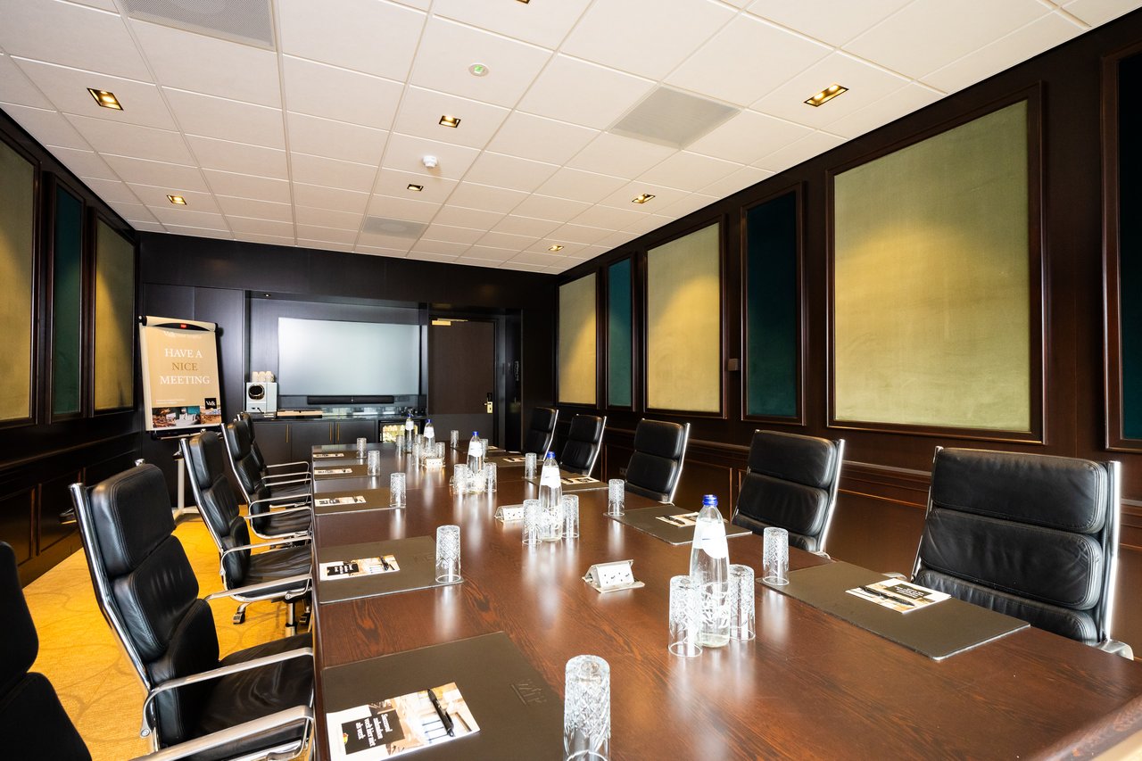 Boardroom, aansluitend aan de business lounge  