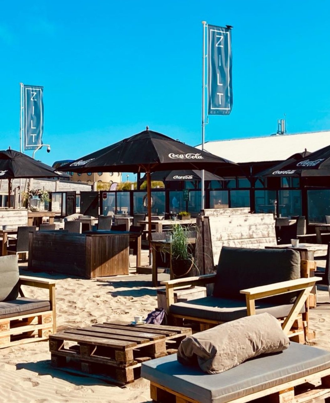Verhard strand terras