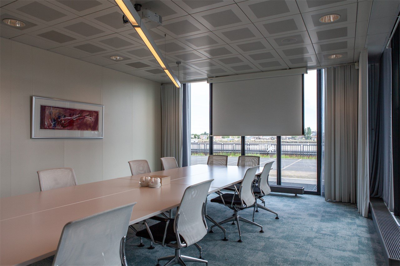 Noordzaal-beamerscherm