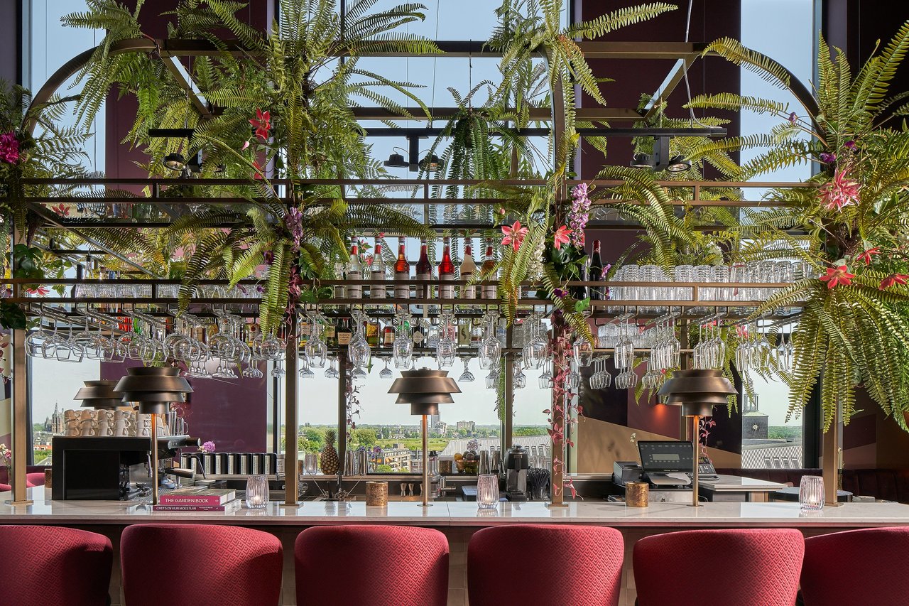 Current Rooftop Bar - voorkant