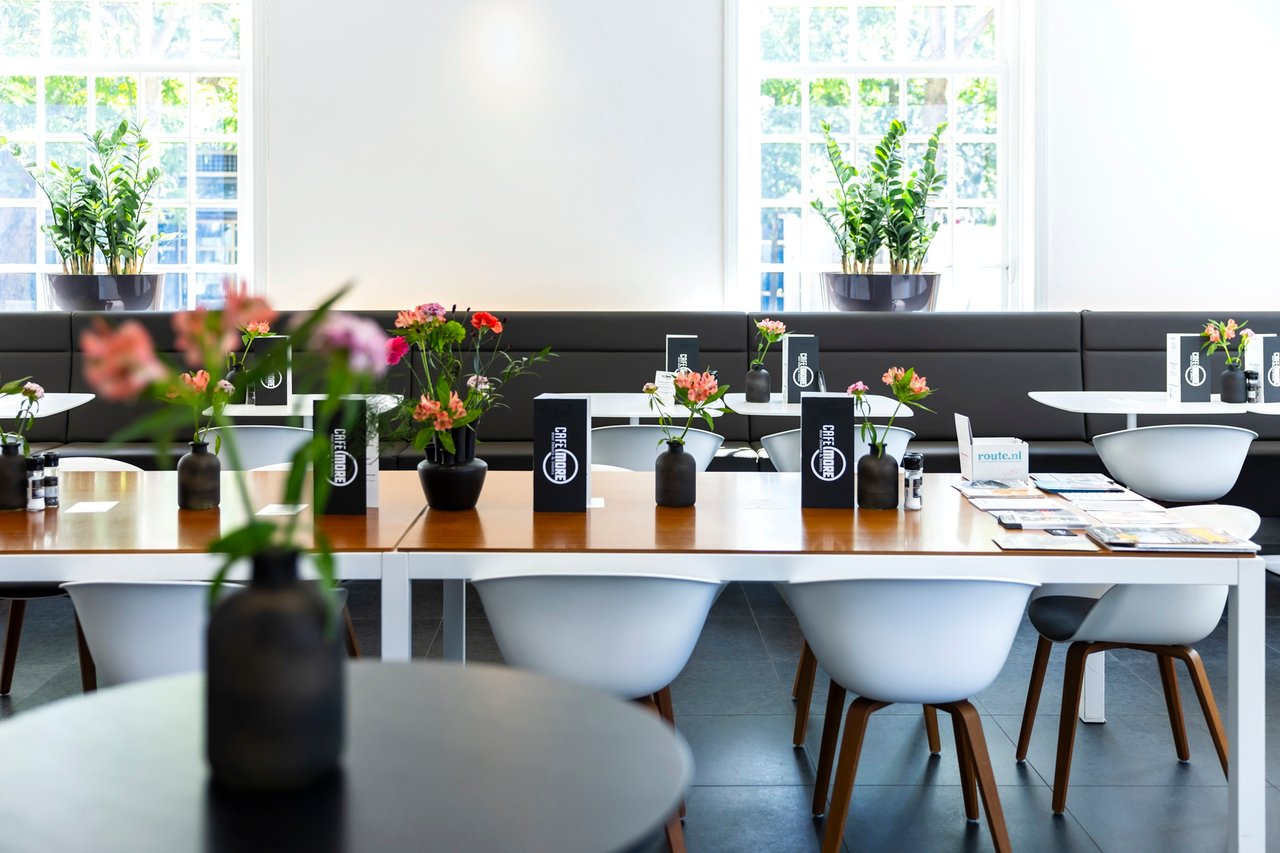 MORE Gorssel_Café MORE stamtafel
