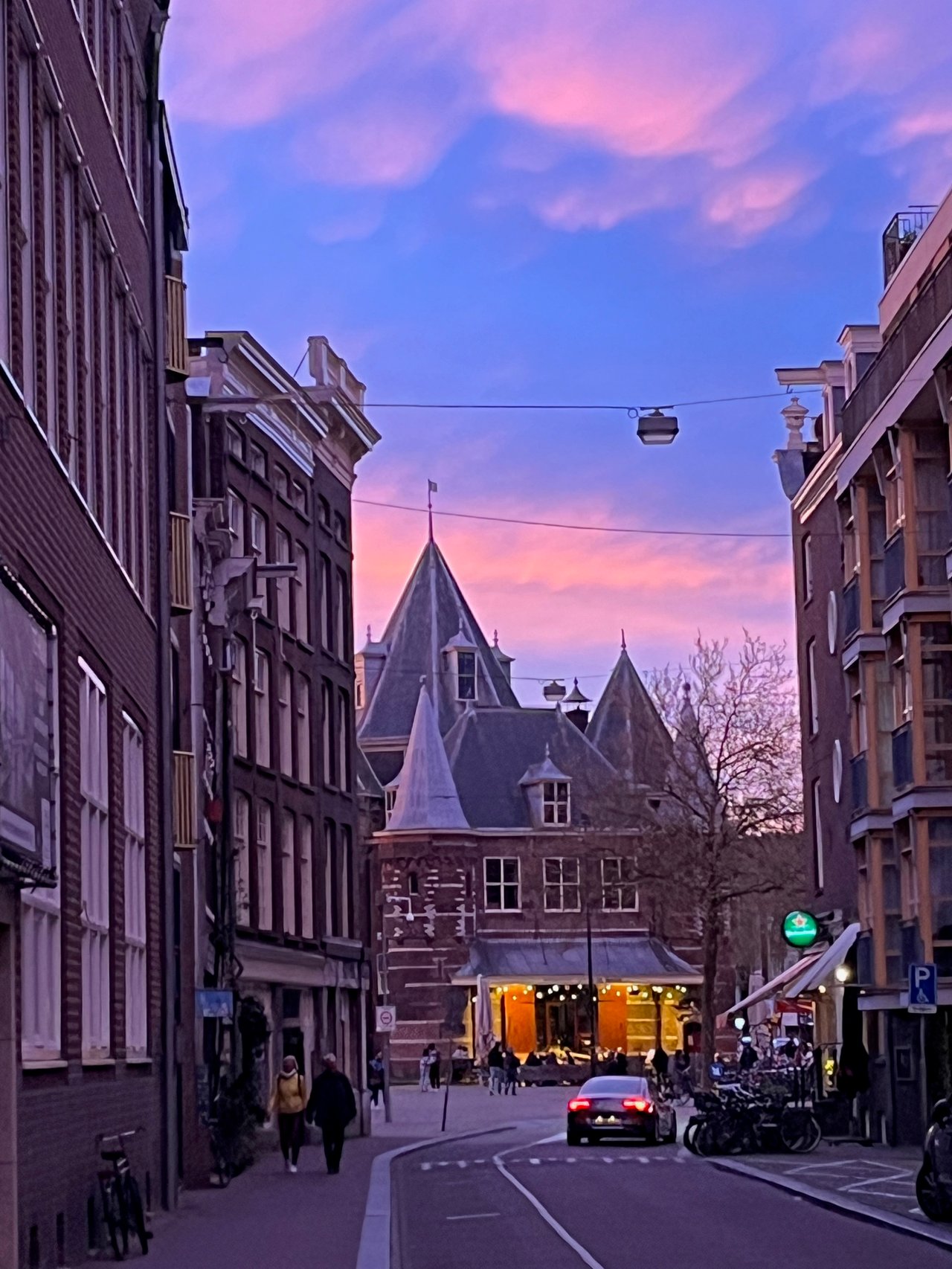 The Meeting Room in hartje Amsterdam, vlakbij de Nieuwmarkt.