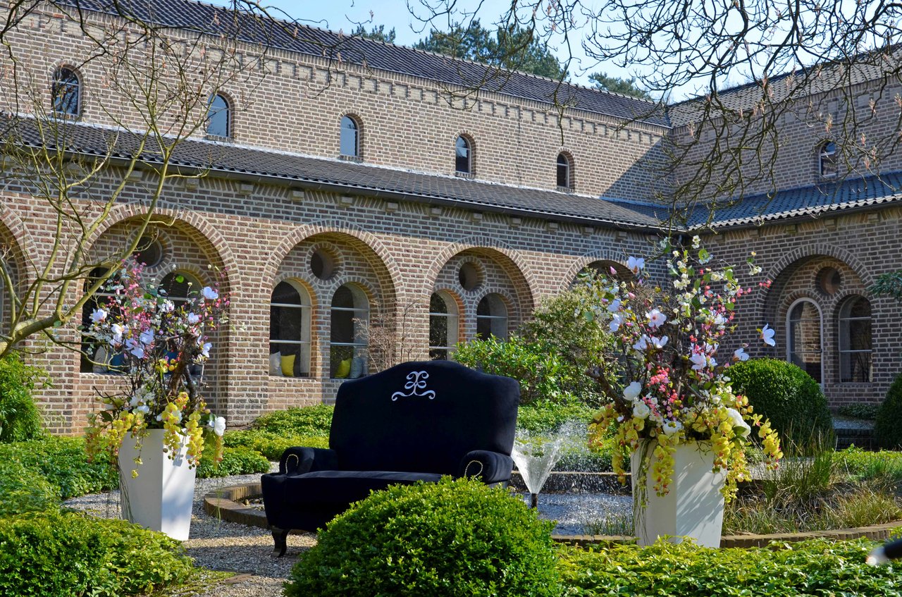 Ceremonie binnentuin