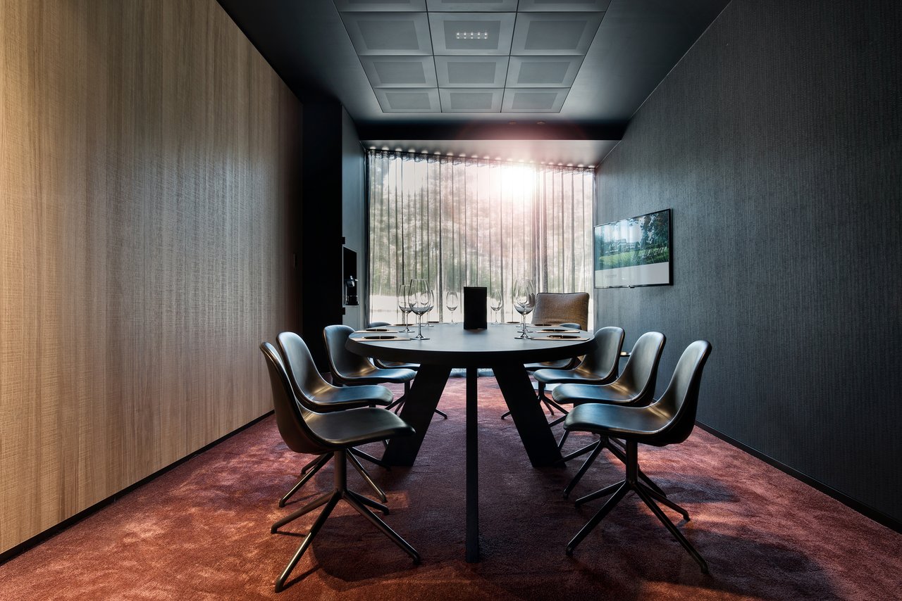 relais_chateau_domaine_la_butte_aux_bois_lanaken_belgien_belgium_spa_retreat_la_foret_meeting_room_02_39266857615_o.jpg
