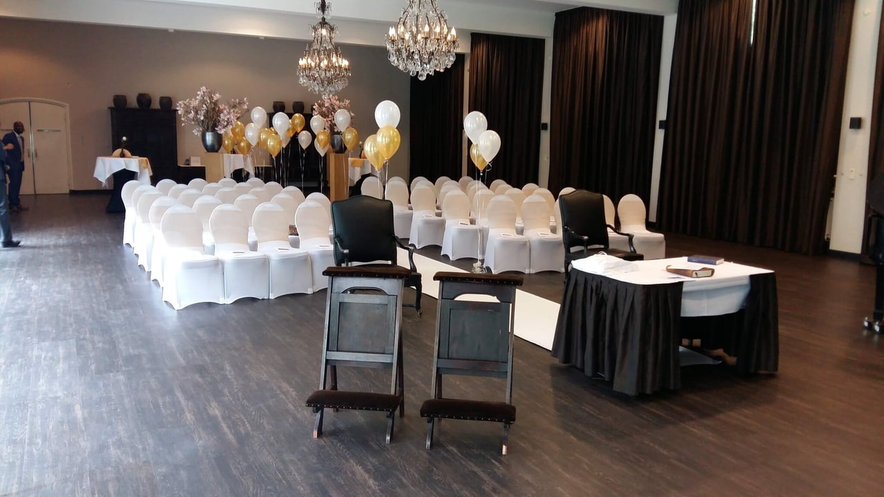 Ceremonieopstelling in Ericazaal