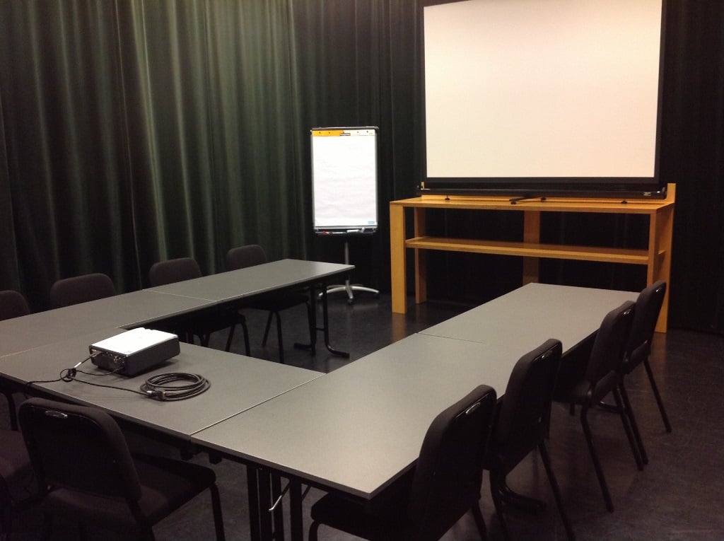 Studio 3, u-opstelling.jpg