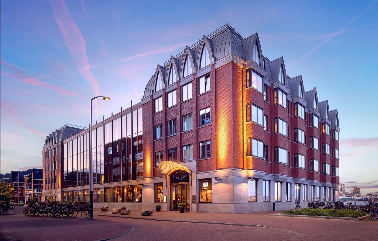 The July Amsterdam Boat & Co