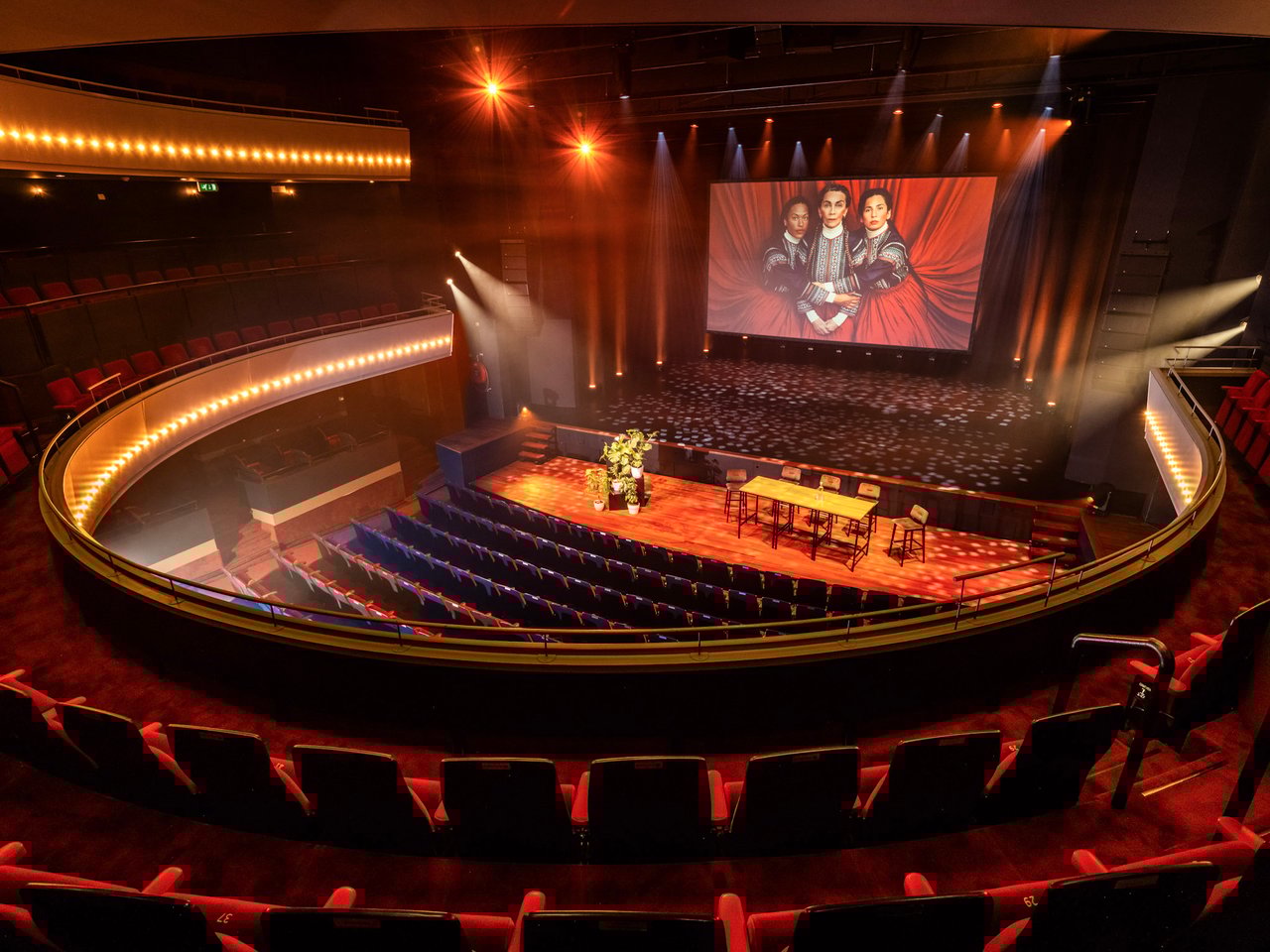 Theaterzaal - Congresbak.jpg