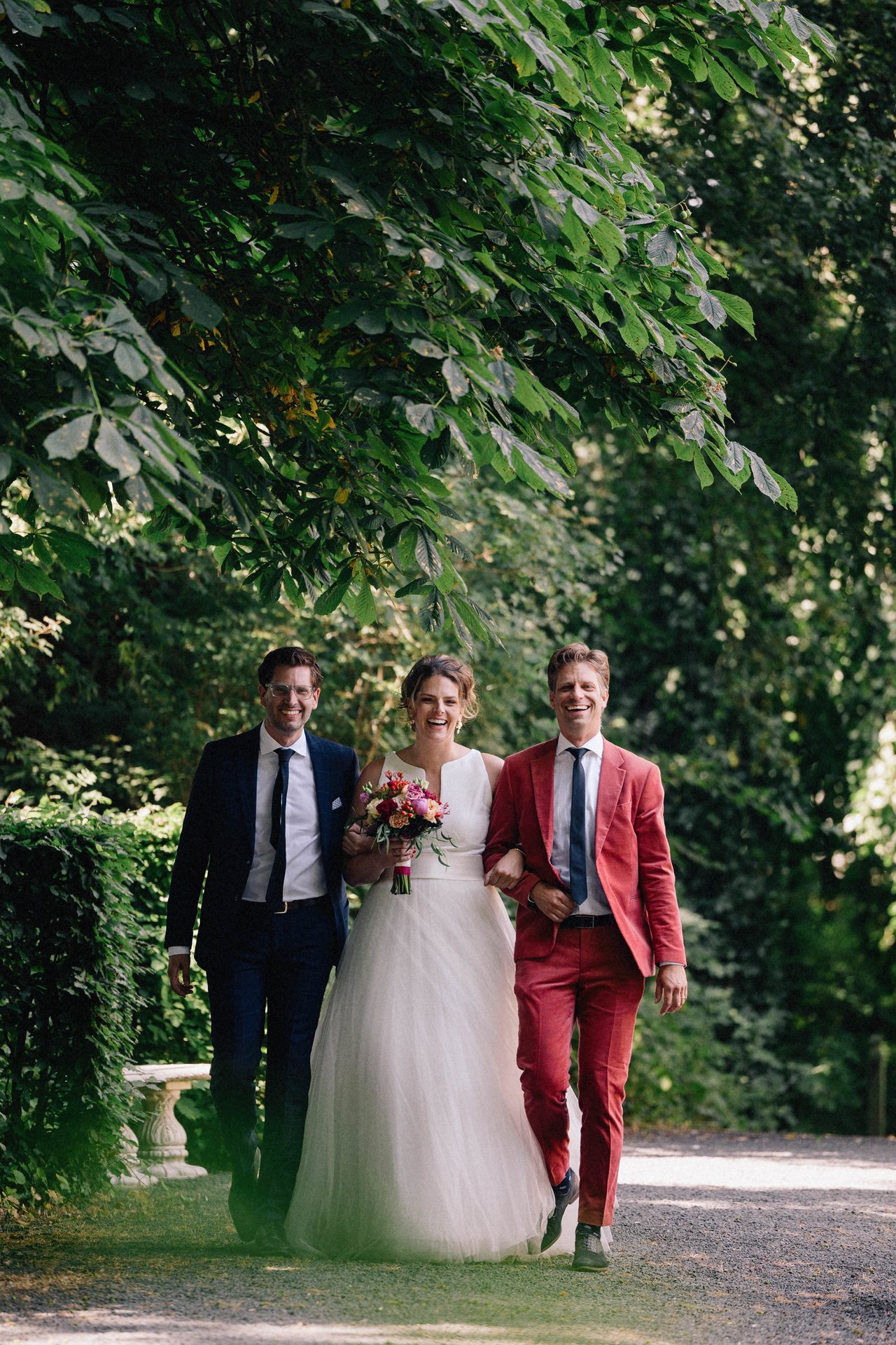 Naar de trouwceremonie