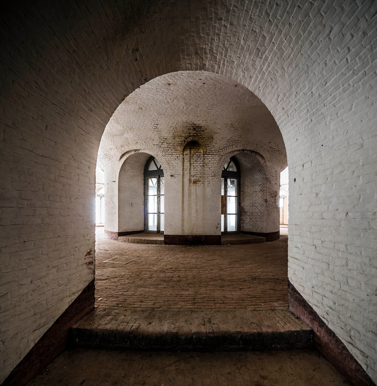 BM2014-112_p04-b.jpg