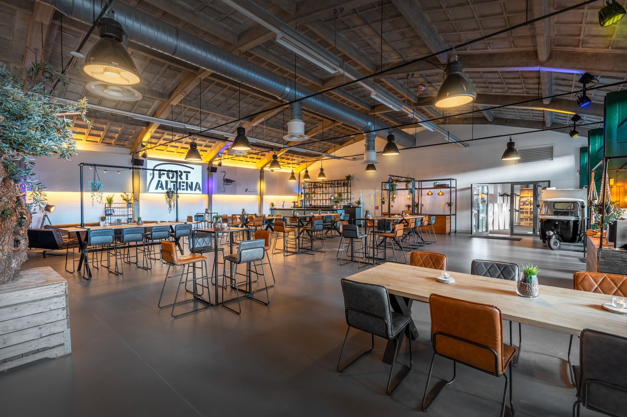 vanDijkMedia-HQ-ALTENA-VIP-6