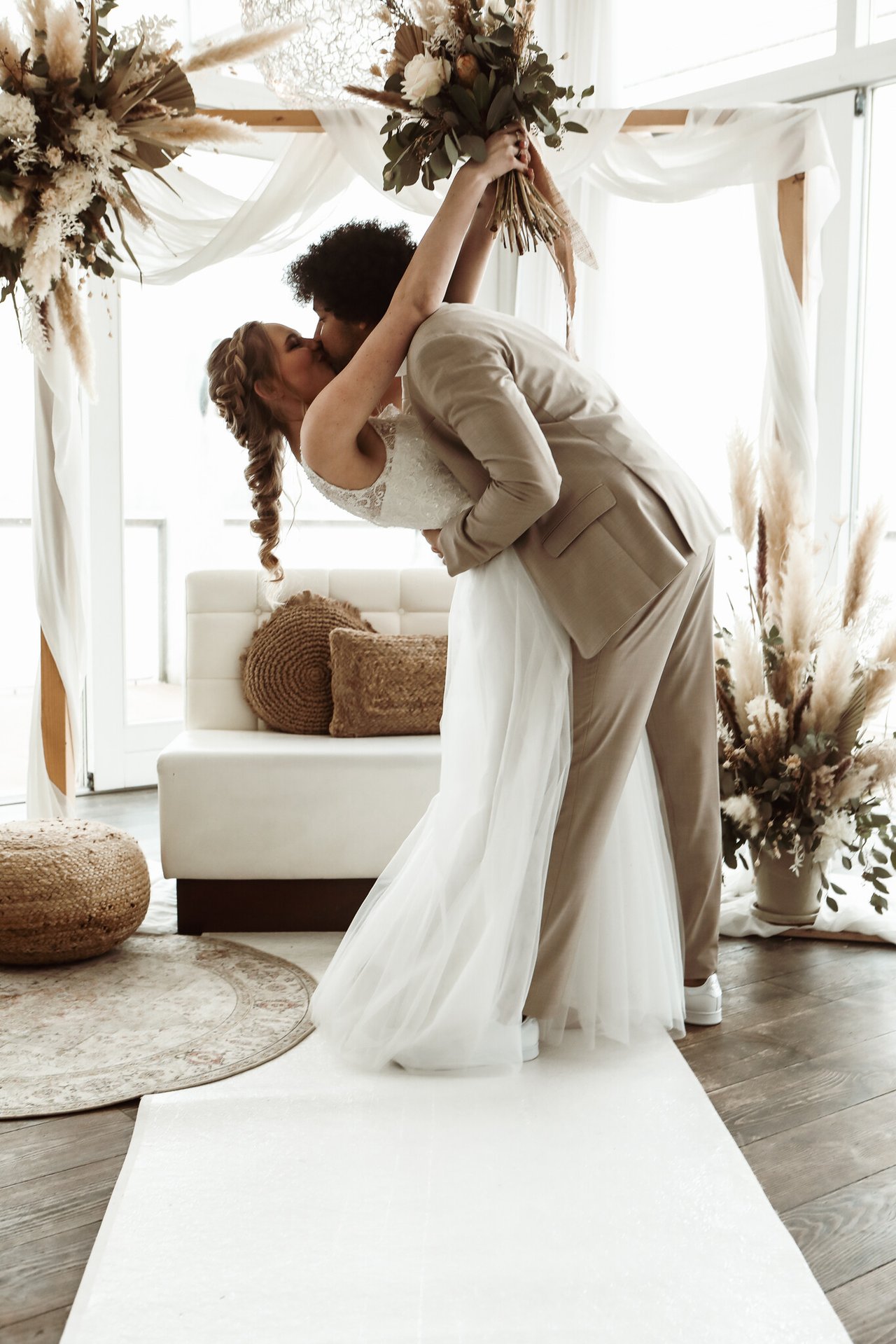 Wet 'n Wild Wedding (1)