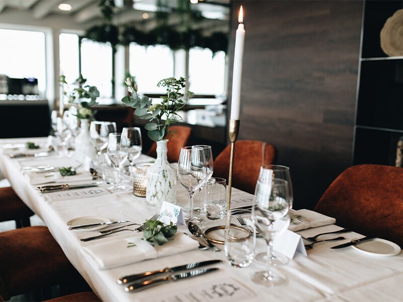 Floor17 Family table