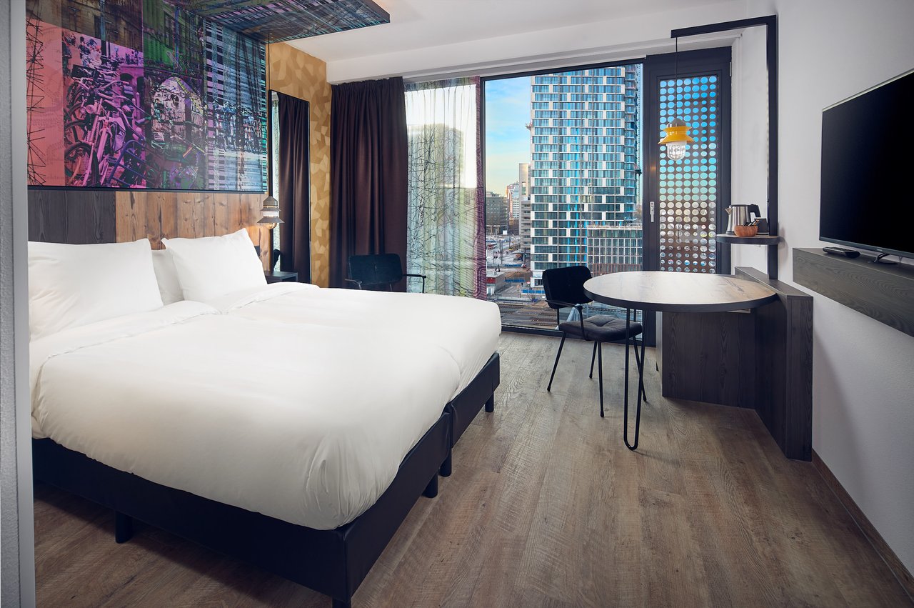 Inntel Hotels Utecht Centre - City Twin (4).jpg