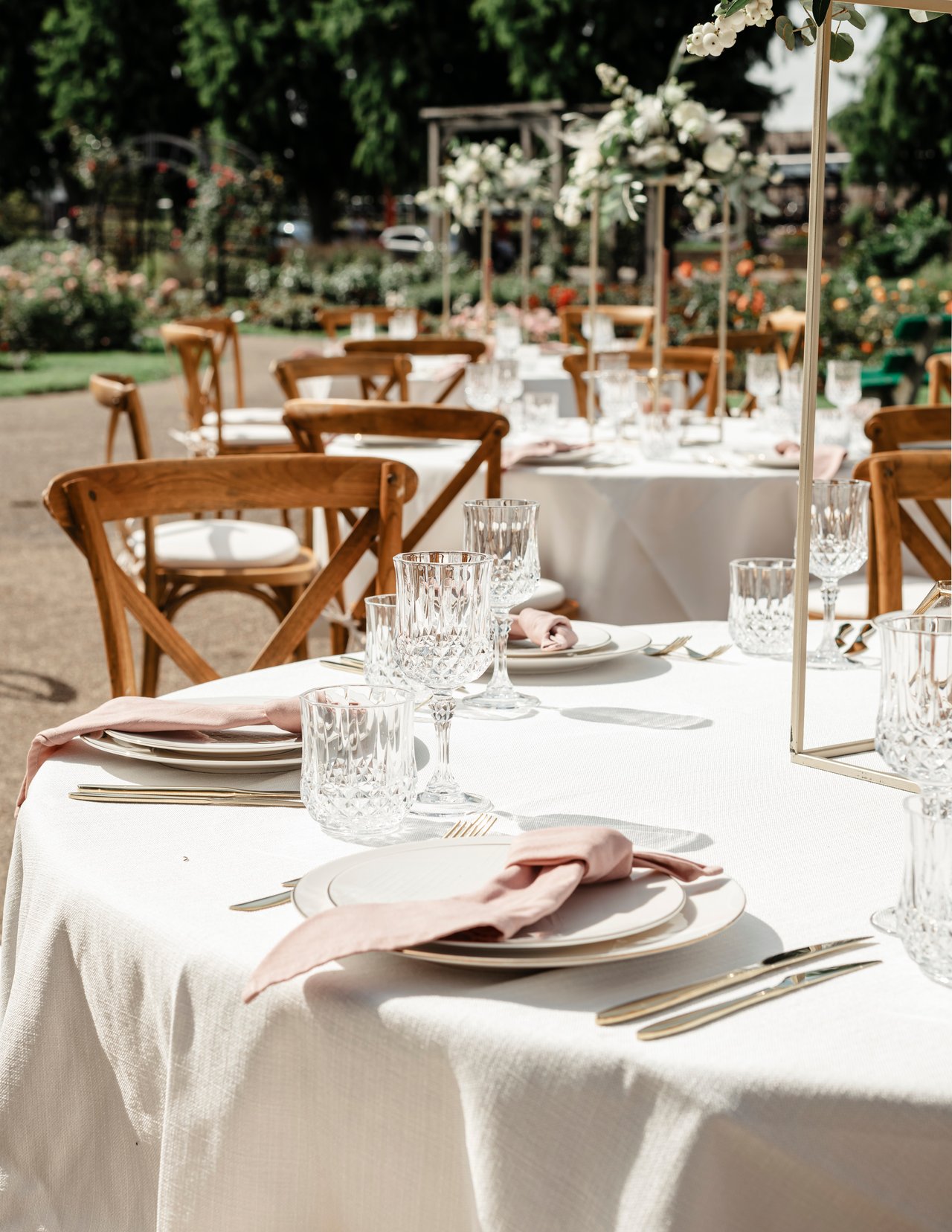Details diner - glaswerk, servies & bestek