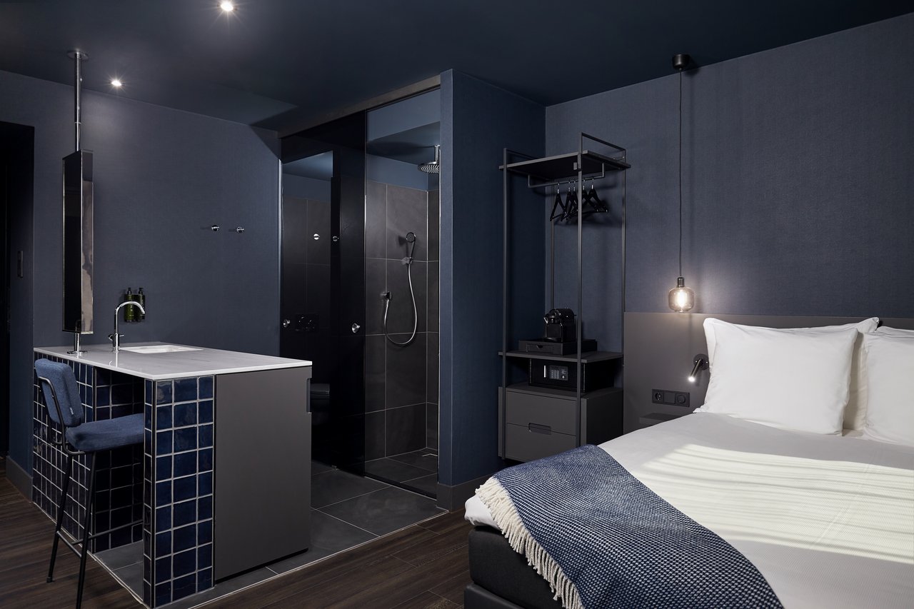 Badkamer business kamer – Van der Valk Hotel Amsterdam - Amstel