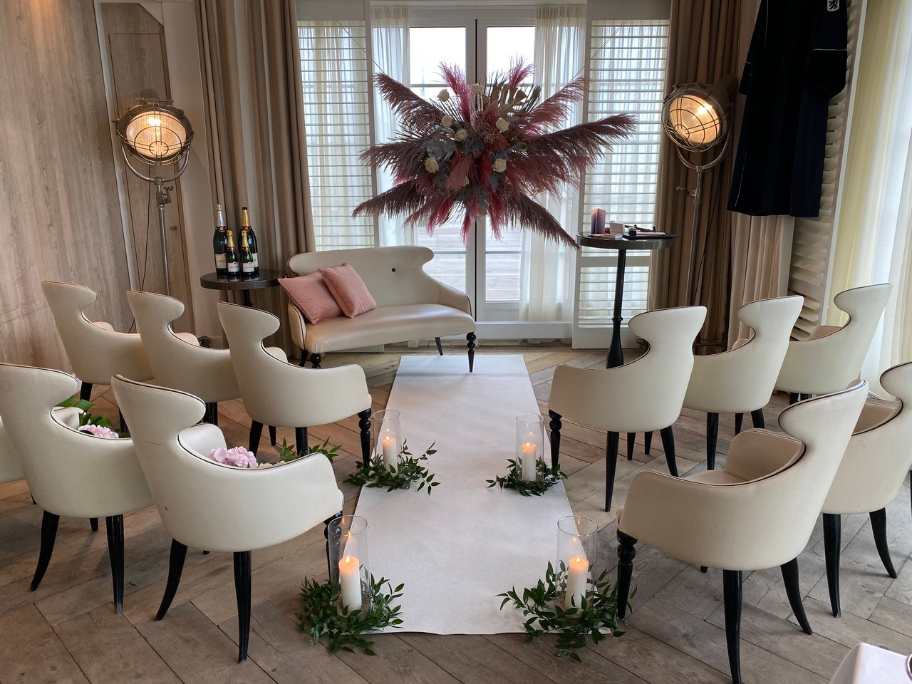 Ceremonie opstelling in onze Strandzaal.jpg