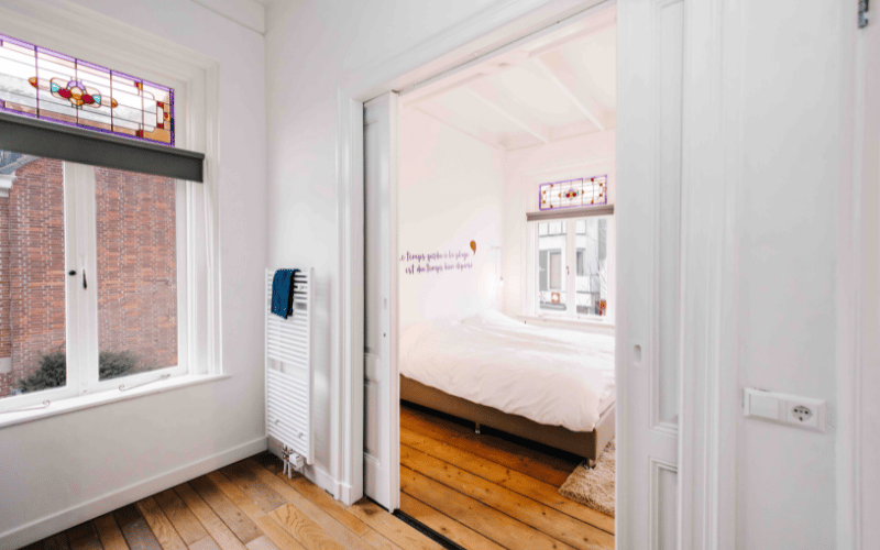 Slaapkamer/badkamer (1)