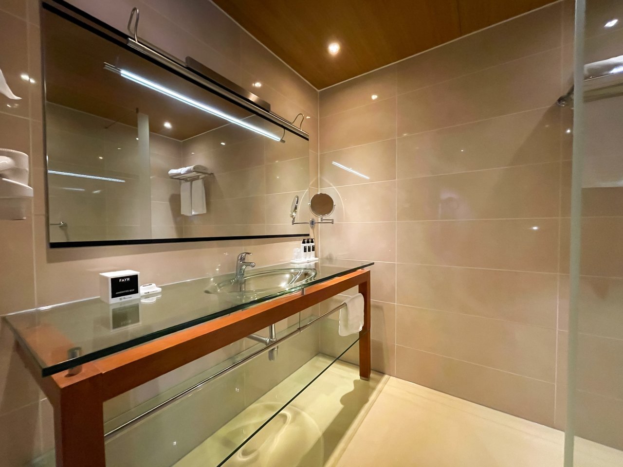 WTC - Comfort kamer - badkamer - 04.jpg