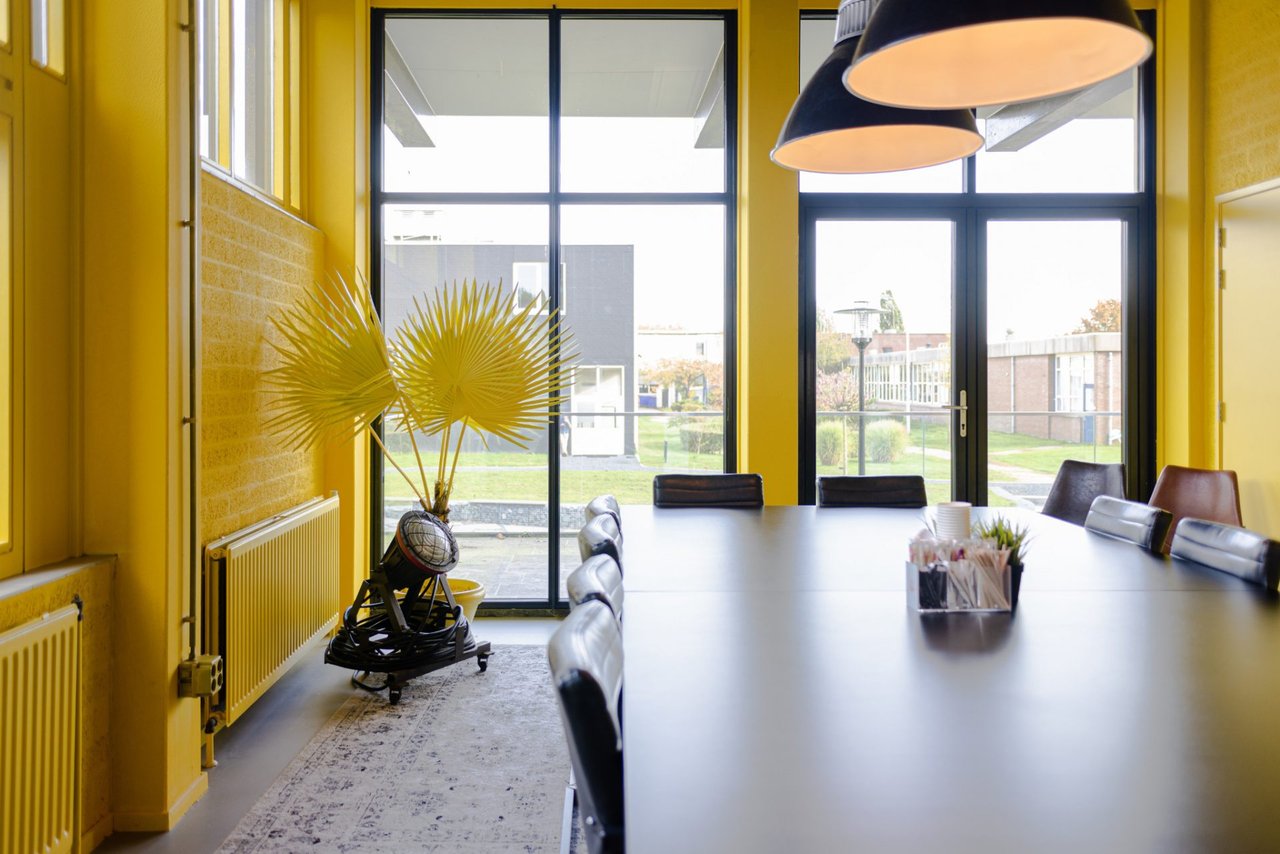 yellow room.jpeg
