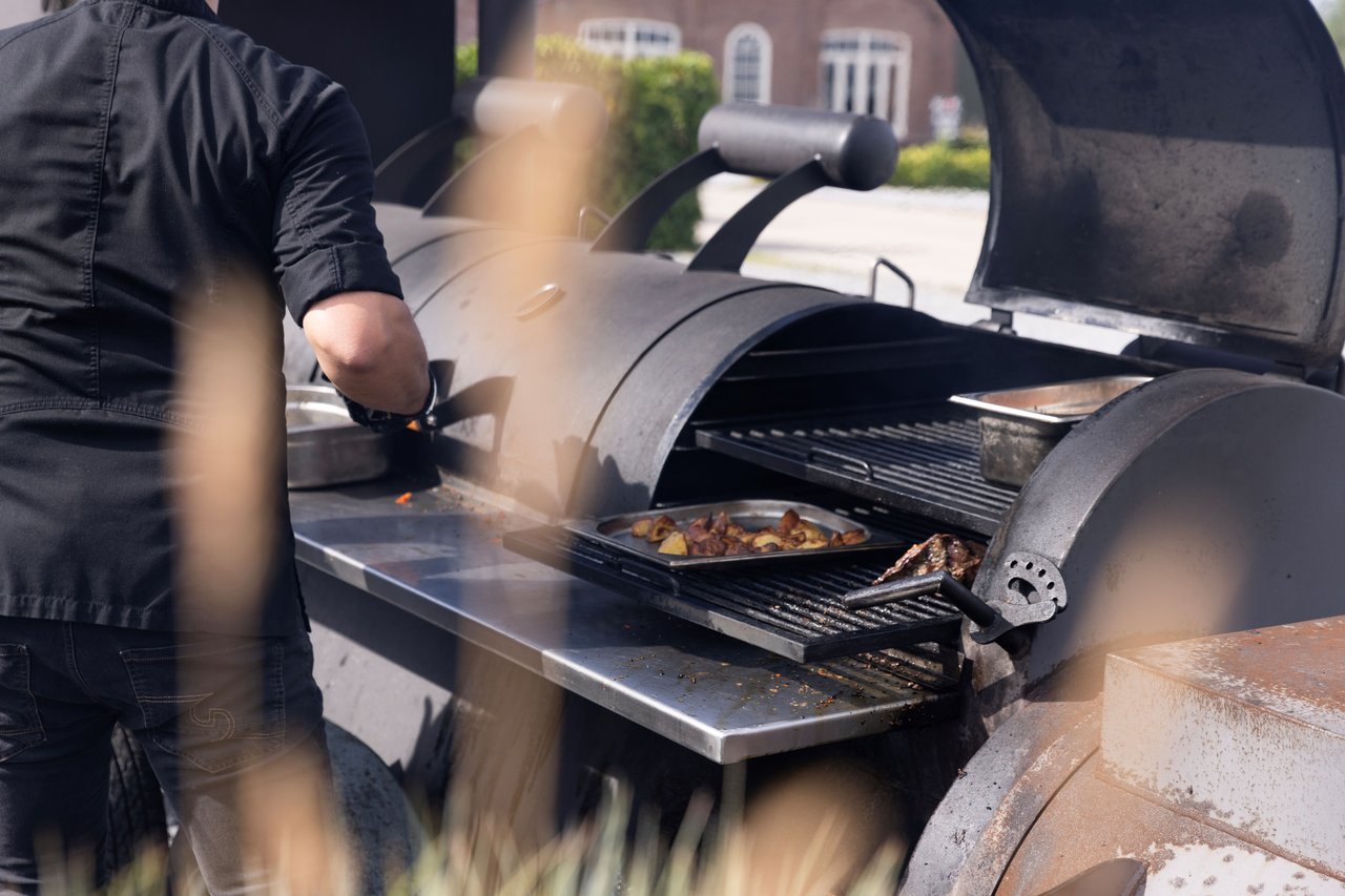 zaai_event_locatie_BBQ_smoker_aalsmeer.jpg
