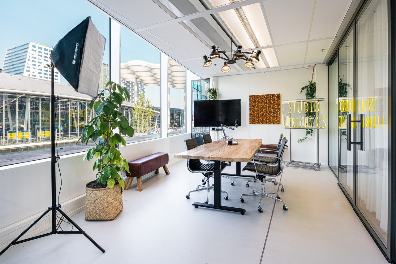 Studio En-Suite Space (1)