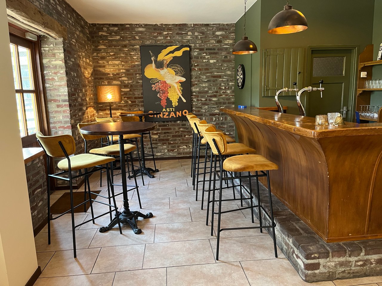 Bar grote huis.jpg