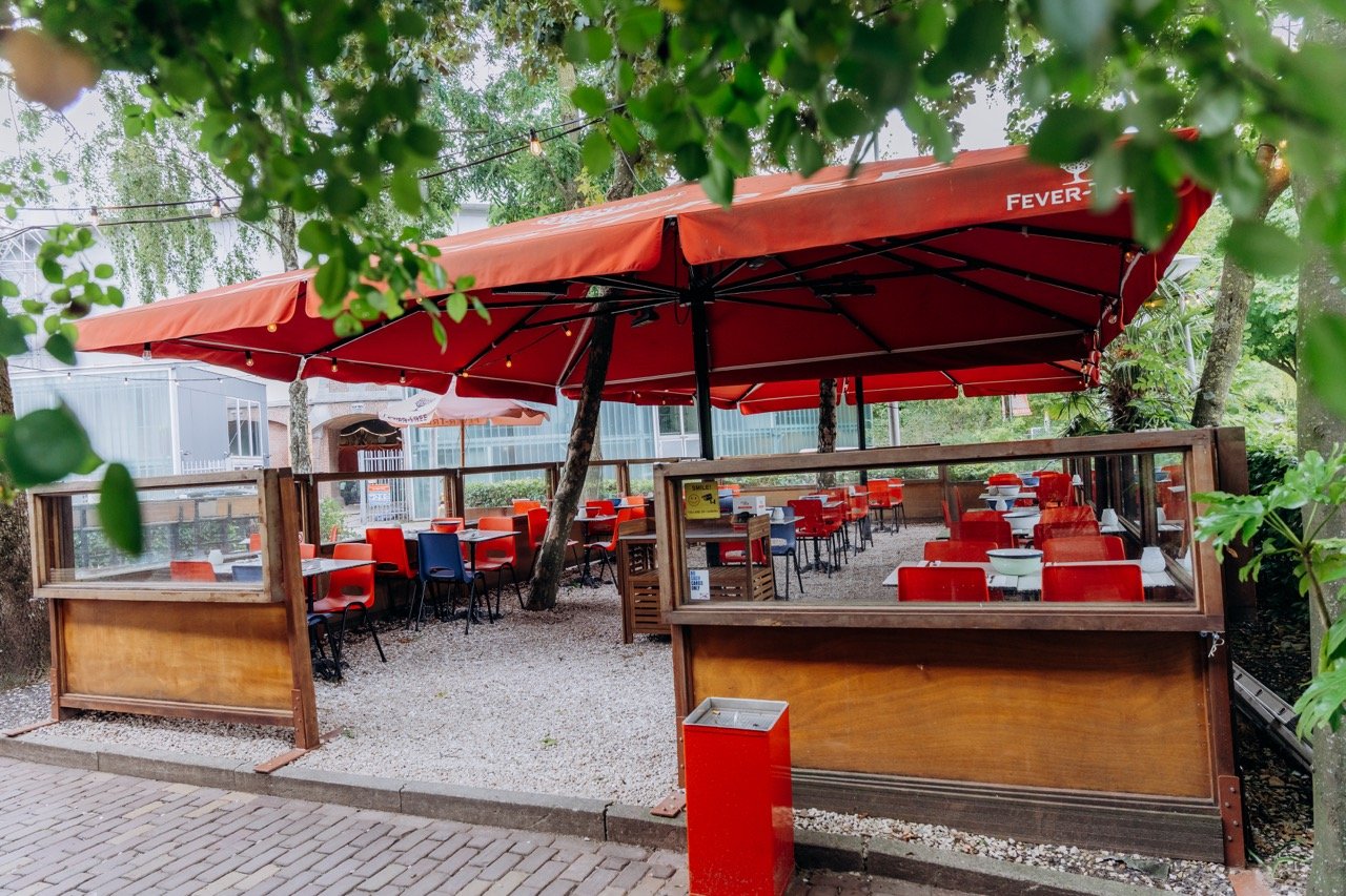 2025.08_Mossels&Gin_WebsiteShoot_@felipesperling_-7 groot.jpeg