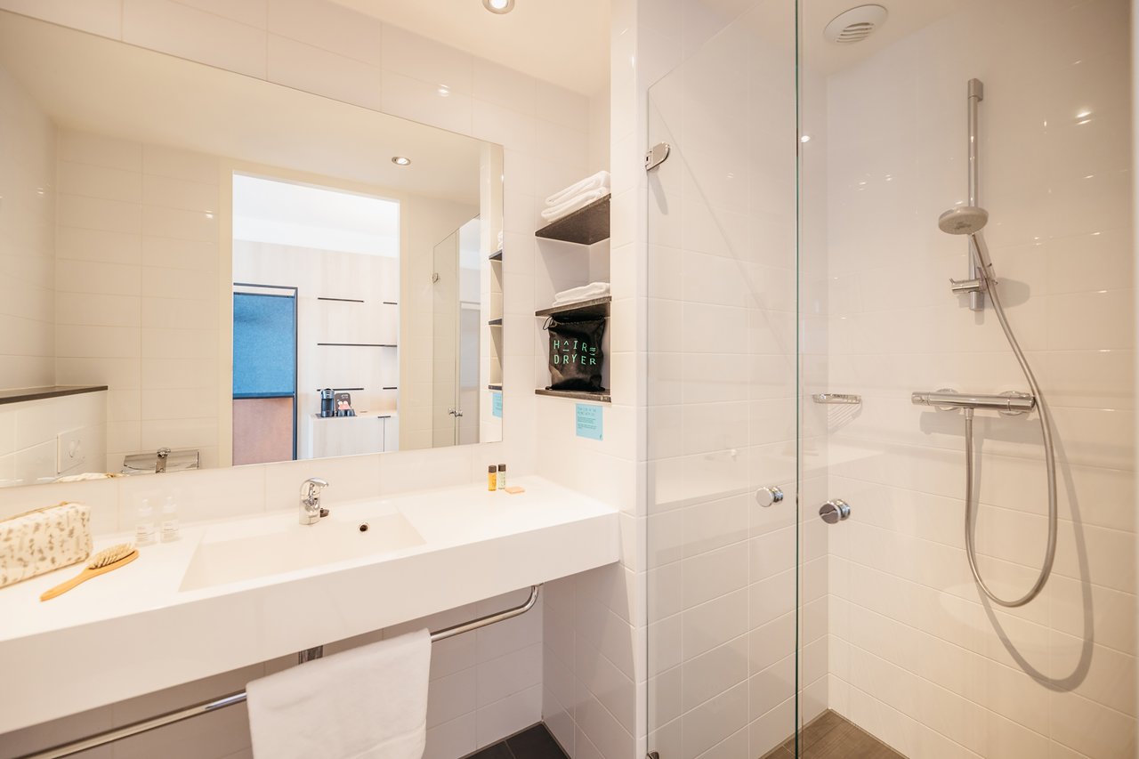 Hotel Casa Bathroom