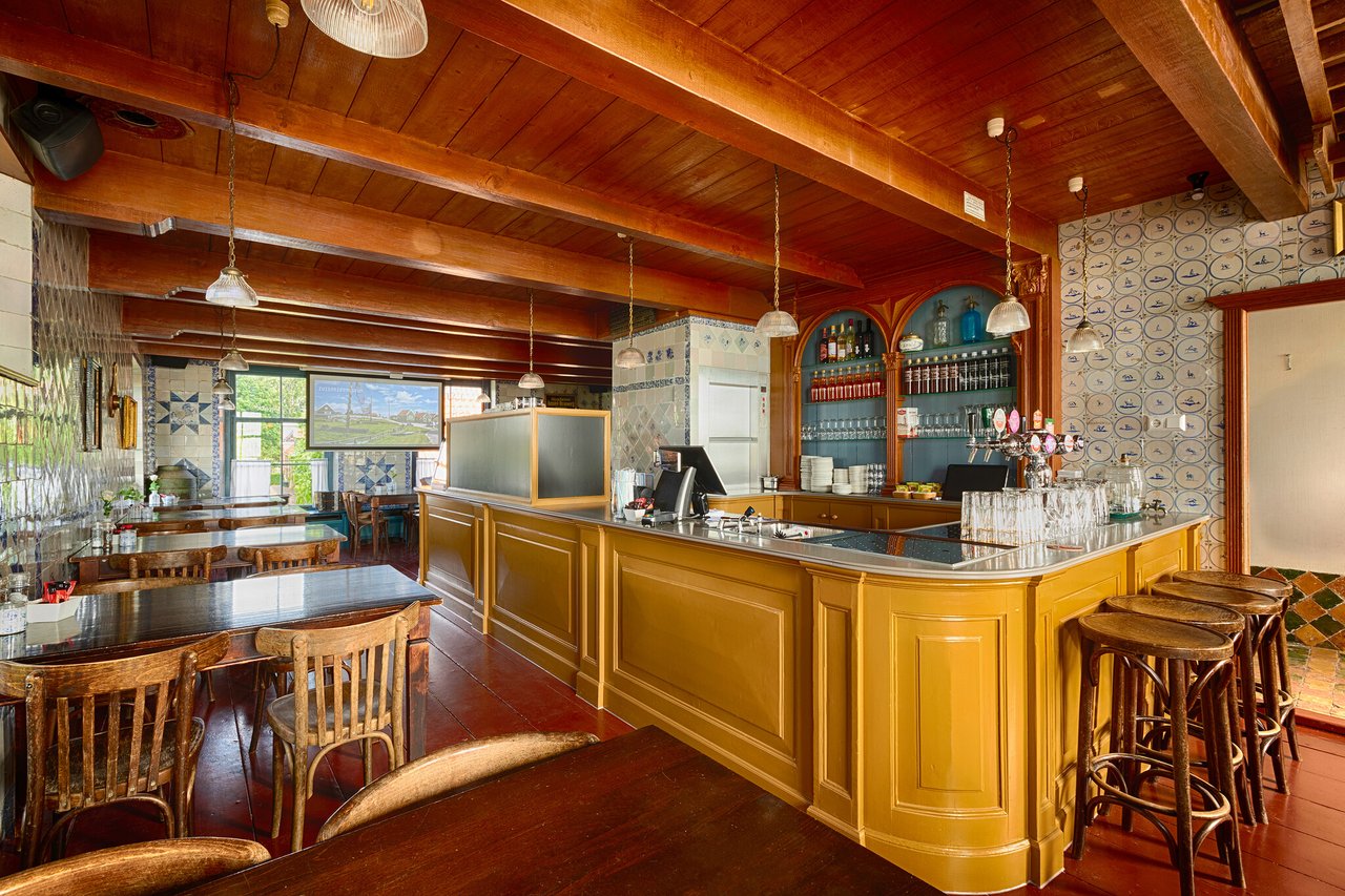 HDR--interieur-Hindeloopen-3-s