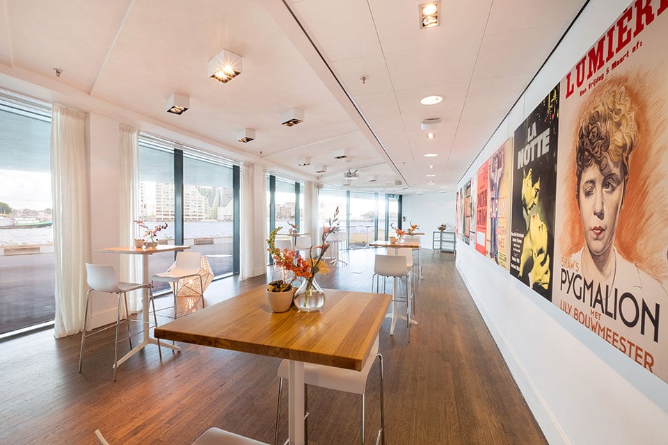 IJ-Lounge - receptie