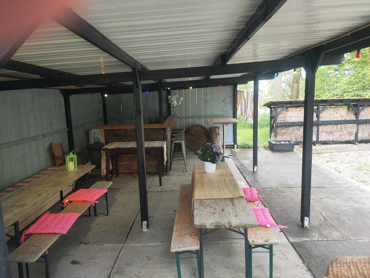 evenementenlocatie-tuinkamer-buiten-4.jpg