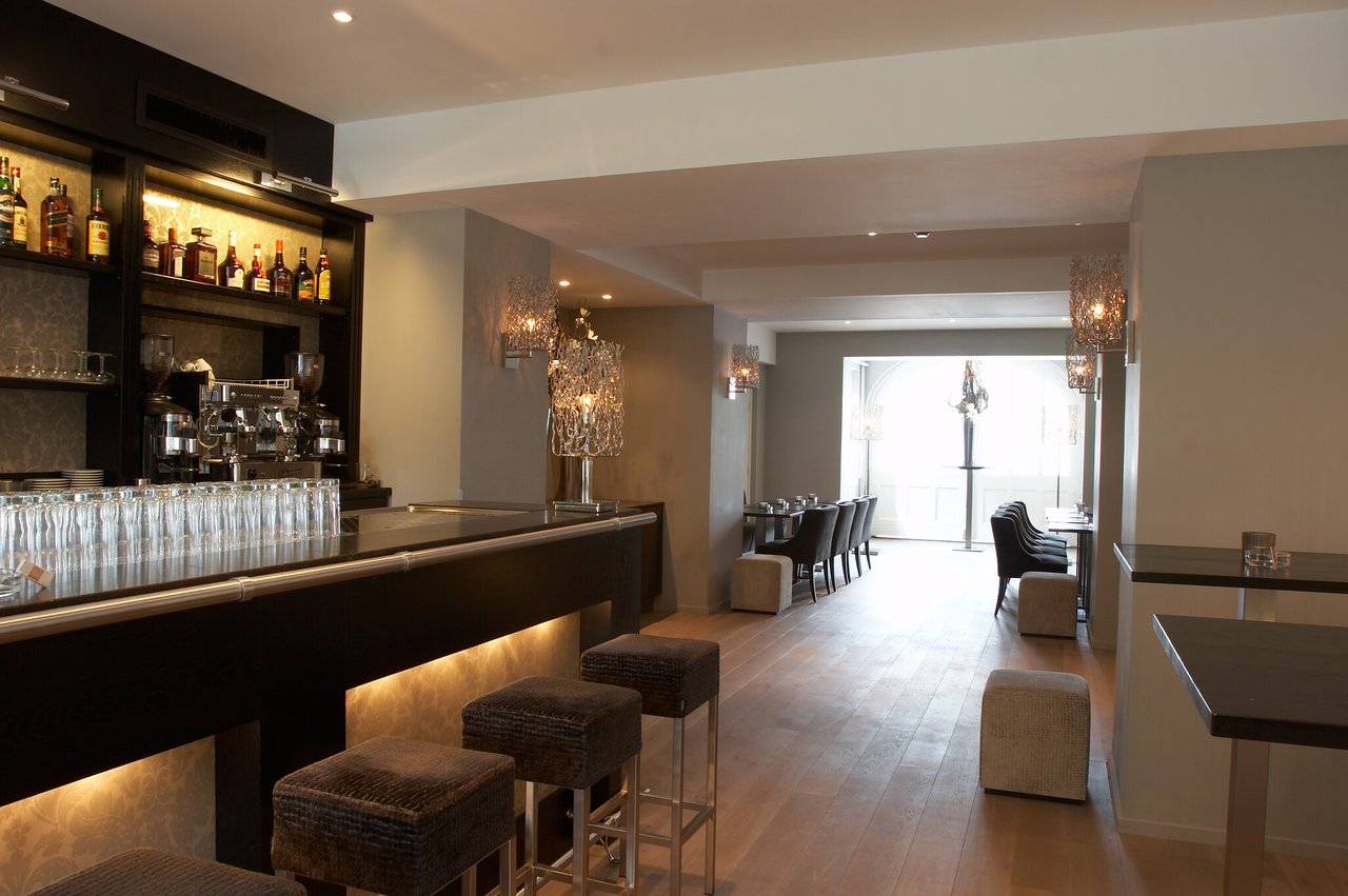 Kasteel-de-Hooge-Vuursche-Bar-Lounge