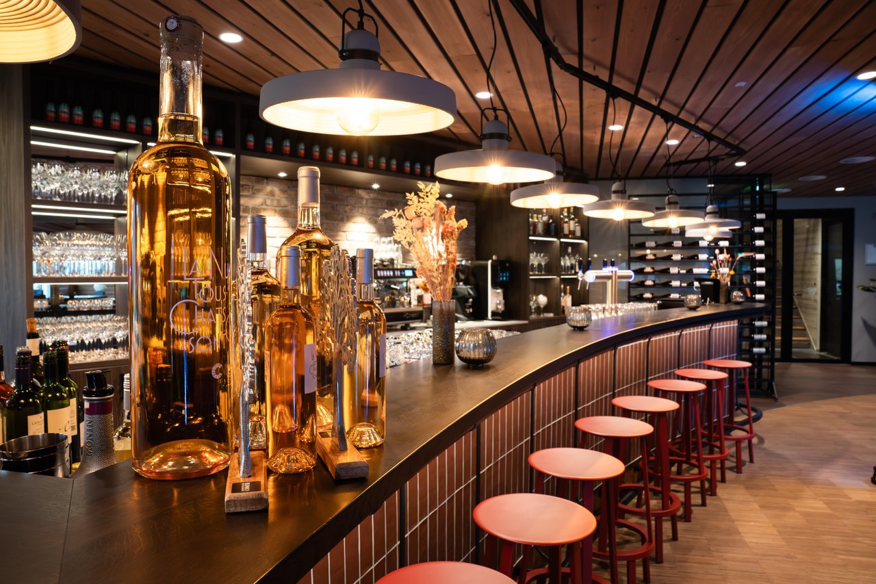 BUNKR Events bar